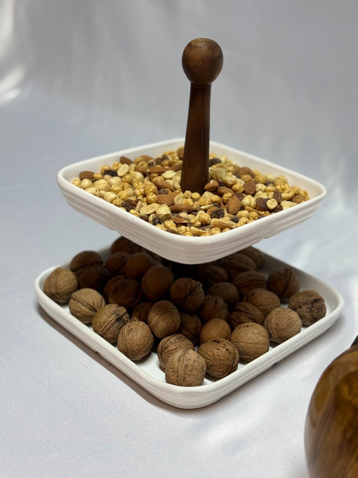 Aless 2 KATLI AHŞAP KULPLU SERAMİK SUNUMLUK ÇEREZLİK MEYVELİK